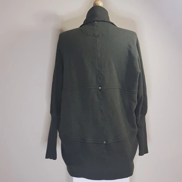 Aritzia Wilfred  Diderot cocoon sweater olive - Picture 8 of 13